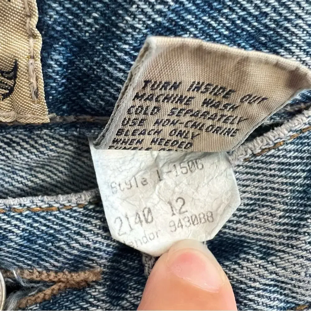 Pres De Chamonix Vintage 90s high rise jeans. Size 12